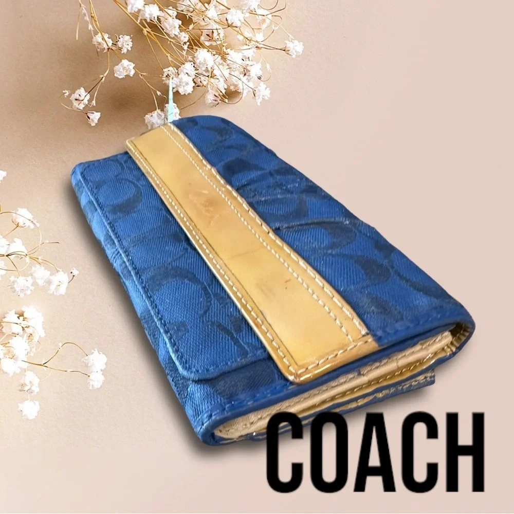 Coach trifold wallet